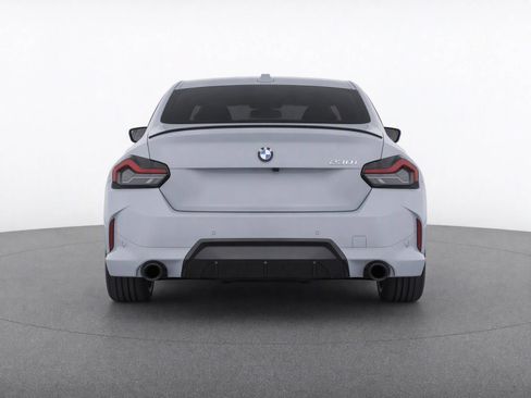 Used 2025 BMW 230i Coupe w/ M Sport Package RWD image 5