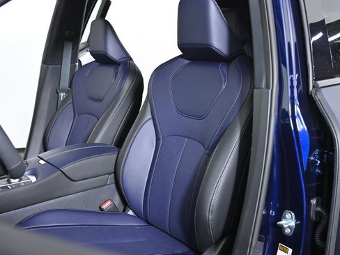 New 2026 INFINITI QX60 Sport w/ Dark Cargo Package image 17