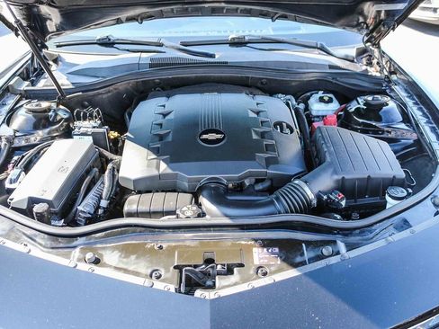 Used 2015 Chevrolet Camaro LT w/ Commemorative Special Edition image 27