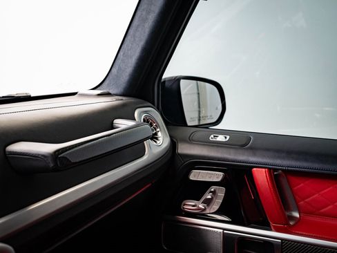 Certified 2023 Mercedes-Benz G 550 image 34