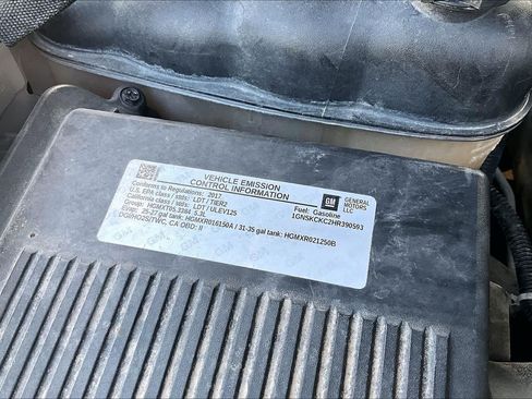 Used 2017 Chevrolet Tahoe Premier AWD/4WD image 33