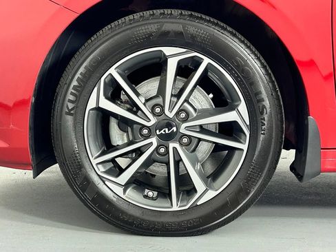 Used 2023 Kia Forte LXS w/ LXS Technology Package FWD image 31