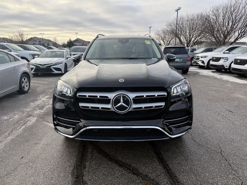 Used 2023 Mercedes-Benz GLS 450 4MATIC image 3