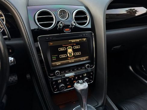 Used 2014 Bentley Flying Spur W12 AWD/4WD image 19