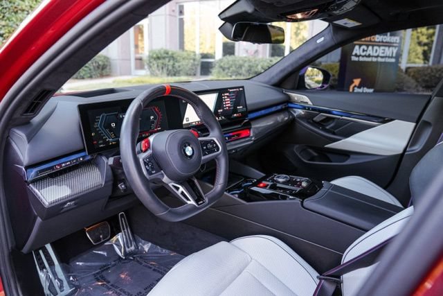 Used 2025 BMW M5 w/ Carbon Package AWD/4WD image 26