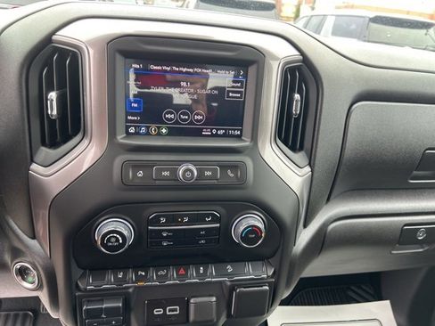 Used 2025 Chevrolet Silverado 2500 Custom w/ Custom Value Package image 25