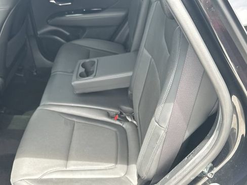 Used 2022 Hyundai Tucson Limited w/ Cargo Package FWD image 15