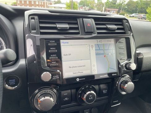 Used 2020 Toyota 4Runner TRD Off-Road Premium w/ Moonroof Package AWD/4WD image 12