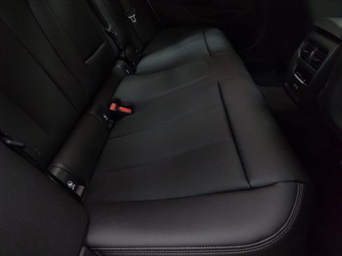 Used 2026 BMW 330i xDrive Sedan w/ M Sport Package image 28