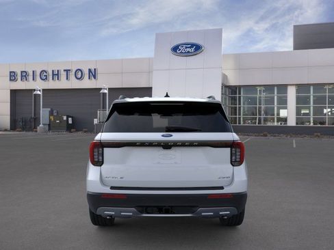 New 2026 Ford Explorer Active w/ Active Comfort Package AWD/4WD image 5