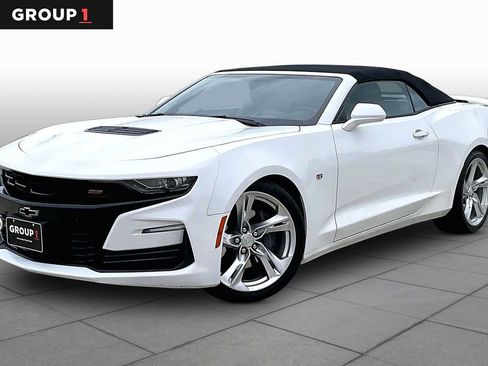 Used 2019 Chevrolet Camaro SS RWD image 1