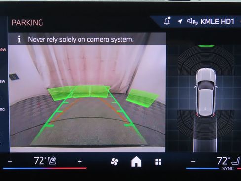 Certified 2024 BMW X1 xDrive28i w/ Convenience Package image 15