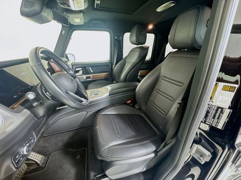 Used 2025 Mercedes-Benz G 550 image 8