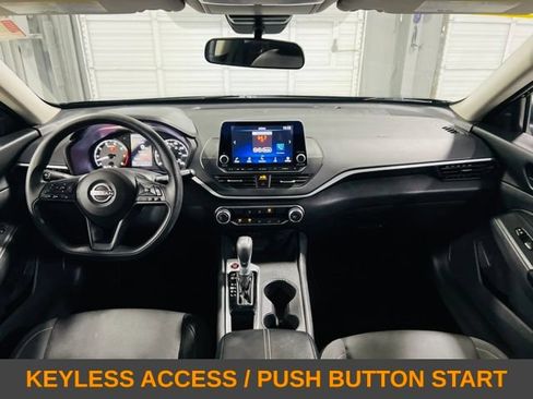 Used 2025 Nissan Altima 2.5 S FWD image 4