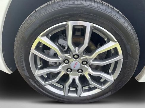 Used 2024 GMC Terrain Denali w/ LPO, Floor Liner Package image 10