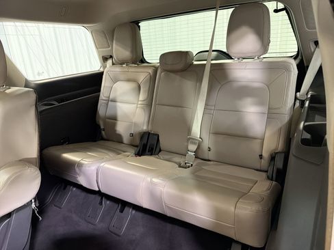 Used 2022 Lincoln Navigator Reserve image 26