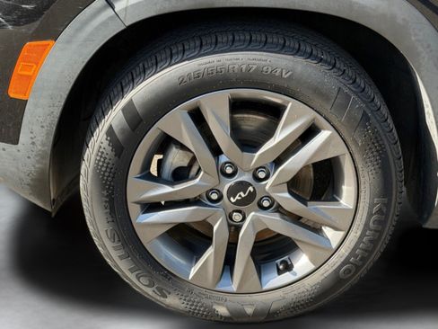 Certified 2023 Kia Seltos LX AWD/4WD image 14
