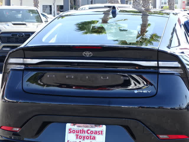 Certified 2025 Toyota Prius Plug-In Hybrid FWD image 15