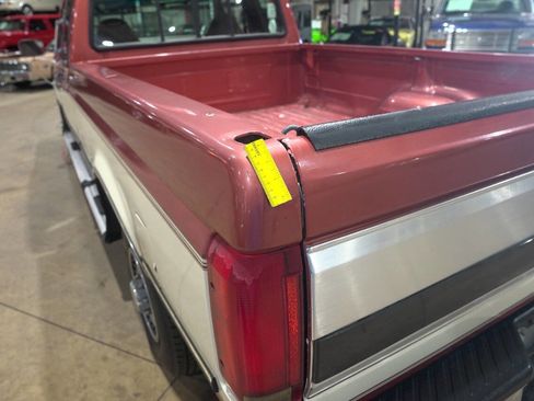 Used 1994 Ford F250 XLT RWD image 31