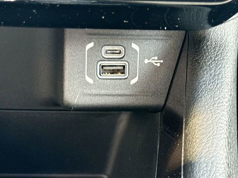 New 2023 Jeep Compass Latitude image 21