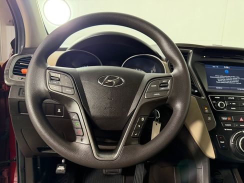 Used 2017 Hyundai Santa Fe Sport image 16