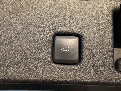 Used 2024 Ford Escape ST-Line w/ Cold Weather Package image 13