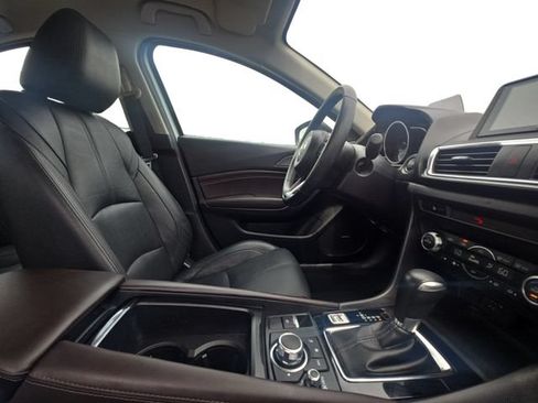 Used 2017 MAZDA MAZDA3 Grand Touring FWD image 15