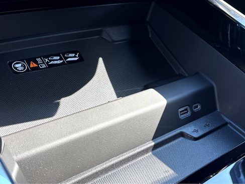New 2026 Chevrolet Tahoe Premier AWD/4WD image 38