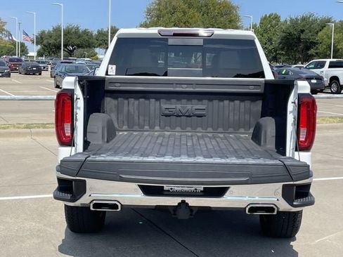 Used 2022 GMC Sierra 1500 SLT w/ SLT Premium Plus Package AWD/4WD image 29