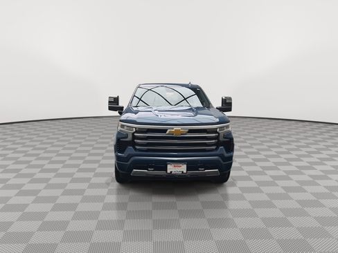 Certified 2024 Chevrolet Silverado 1500 High Country w/ Technology Package AWD/4WD image 42