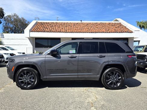 New 2026 Jeep Grand Cherokee Limited Reserve image 2