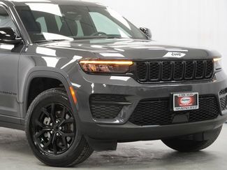 Certified 2025 Jeep Grand Cherokee Altitude video 3