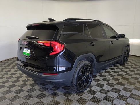 Used 2019 GMC Terrain SLE w/ Driver Convenience Package FWD image 9
