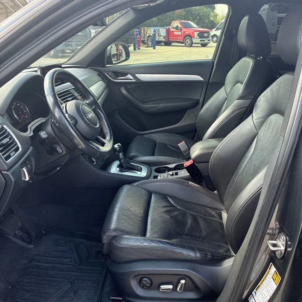 Used 2018 Audi Q3 2.0T Premium w/ Convenience Package AWD/4WD image 22