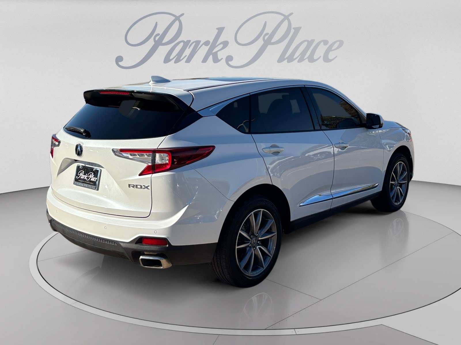 Used 2023 Acura RDX w/ Technology Package FWD image 6