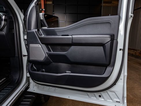 Used 2024 Ford F150 Lariat image 37