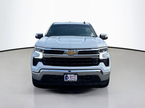 Used 2023 Chevrolet Silverado 1500 LT AWD/4WD image 2