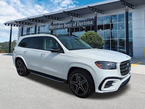 New 2026 Mercedes-Benz GLS 450 4MATIC image 2