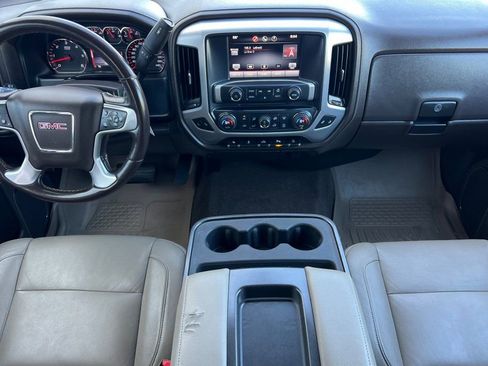 Used 2015 GMC Sierra 2500 SLT w/ Suspension Package, Off-Road AWD/4WD image 10