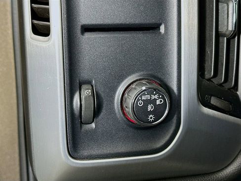 Used 2015 GMC Sierra 1500 SLE w/ SLE Value Package image 16