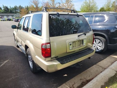 Used 2001 INFINITI QX4 4WD w/ (S02) Sport Pkg image 3