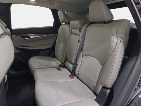 Certified 2023 INFINITI QX50 Luxe AWD/4WD image 11