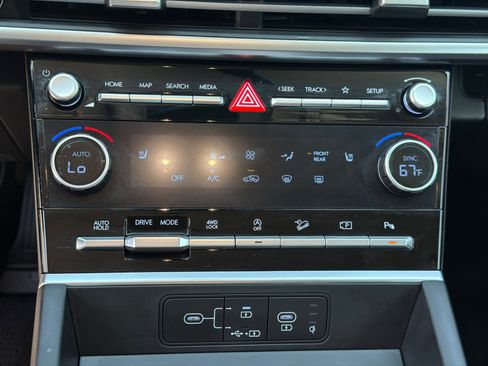 Certified 2025 Hyundai Santa Fe XRT AWD/4WD image 30