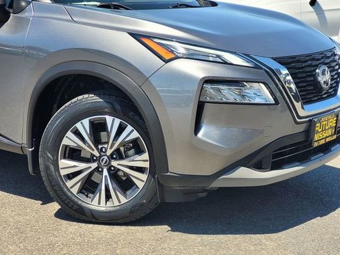 Certified 2023 Nissan Rogue SV FWD image 9