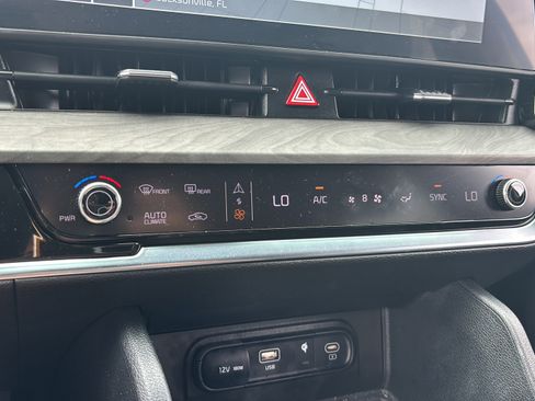 Used 2024 Kia Sportage X-Line w/ X-Line Premium Package AWD/4WD image 27