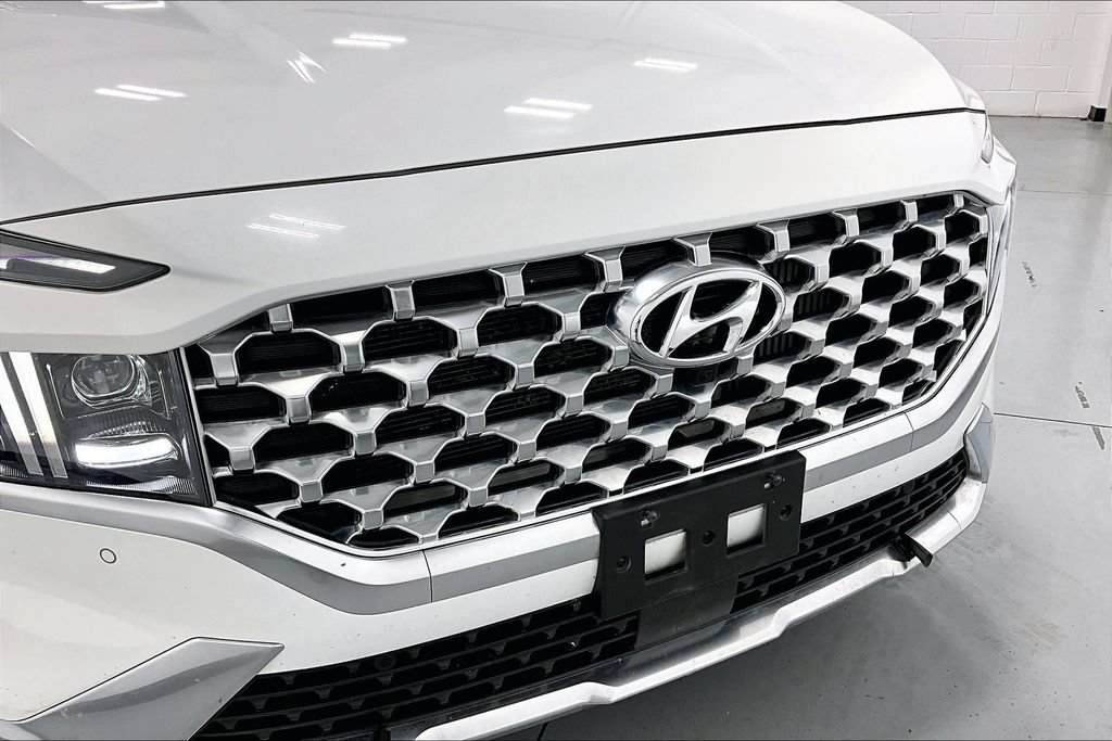 Used 2023 Hyundai Santa Fe Limited FWD image 34