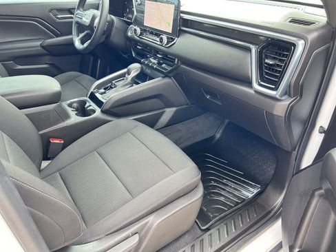 Certified 2024 GMC Canyon Elevation image 31