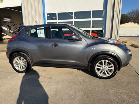 Used 2014 Nissan Juke S image 6