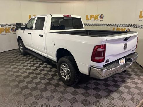 Used 2024 RAM 2500 Tradesman w/ Chrome Appearance Group AWD/4WD image 5