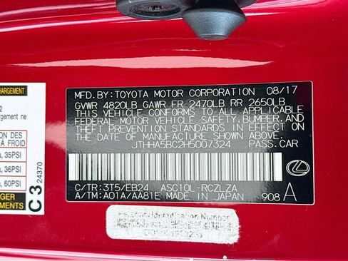 Used 2017 Lexus RC 200t F Sport RWD image 31